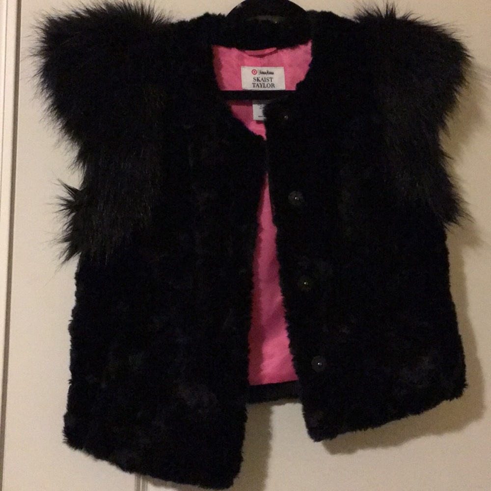 Faux Fur vest with button closure